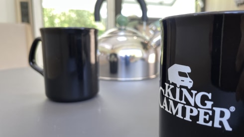 King VII – Brandneuer Rimor Camper für 5