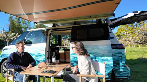 FLO – "FLO" the Climate Camper - A Fully Electric VW ID Buzz Campervan