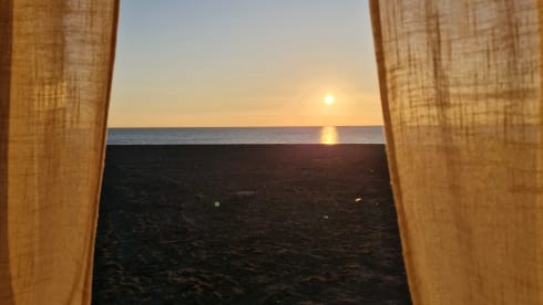 Stilvoller und autarker Off-Grid-Campervan