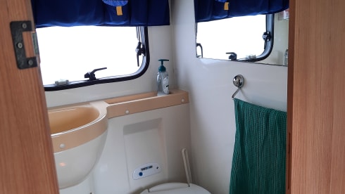 fabrizio.reina@tiscali.it – a great motorhome for a family adventure
