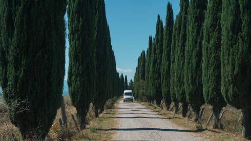 Mercy – Mercedes camper van for 3 persons