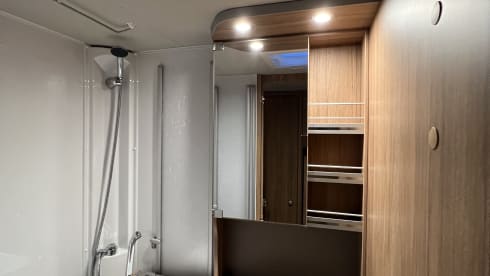 Weinsberg alcove from 2021 6 seats 160 HP euro 6 D temp