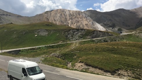Daisy the van – Beautiful campervan conversion
