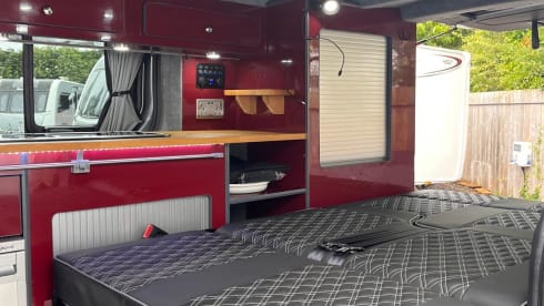 Bazz Van Dan – Camping-car 4 places, autre modèle de 2017