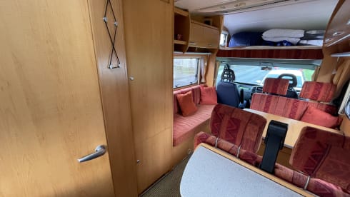 Hugo – 5 berth Hymer classic 