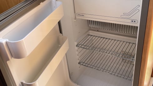 Camping-car 4 personnes soigné et complet de 2001