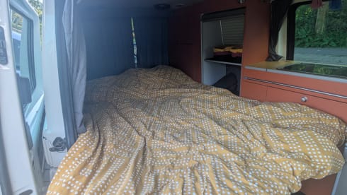 Bennie – 2-seater Volkswagen campervan from 2012