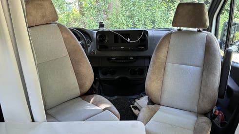 2p Mercedes-Benz bus from 2019 Newly built 