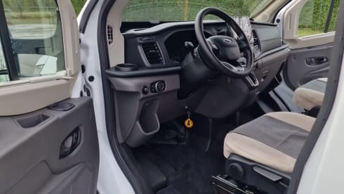 4p Ford semi-integrated uit 2023