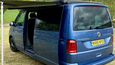 Comfort, Freedom, and 5-Star Reliability – VW T6 Campervan for Hire