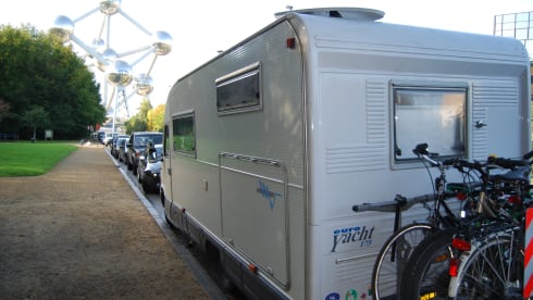 Freedom – Large family motorhome - Mobilvetta Euroyacht 175.