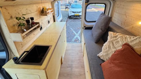 Little Nomad – Autobus Renault 2p del 2020