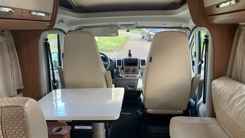 The Golden Oldies – 4p Hymer integrated from 2008