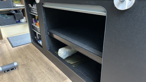 Yellowtrack  – Powerful Mercedes campervan – freedom, comfort and adventure for two!