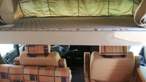 ANDREAF – MOTORHOME LAIKA LASERHOME 6 BEDS solar panel