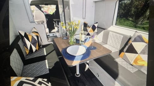 Heidi Hi – 2 berth Citroën Campervan from 2021