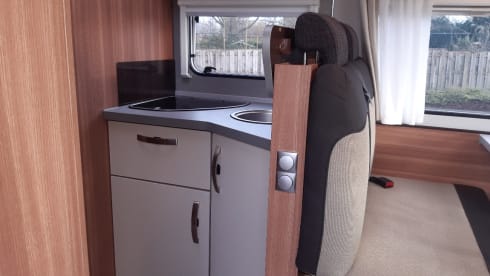 Fully furnished 4p Weinsberg 2018, length beds