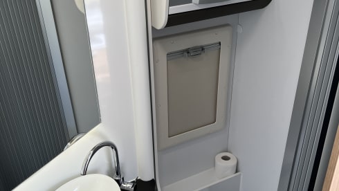 De luxe kampeerders  – 2-person Adria Coral 600SL Plus from 2020