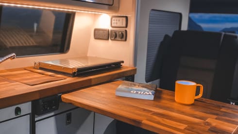 Ruby – 2023 luxury VW Transporter 6.1 automatic Campervan