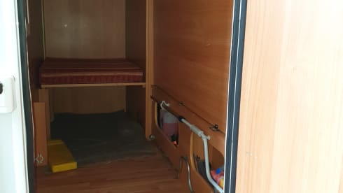  Chausson Flash 03 – Comfortable family camper with bunk beds