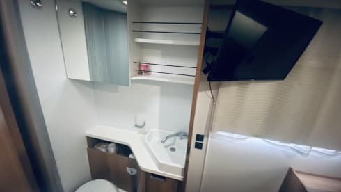 Luxury 4 Berth Motorhome Automatic