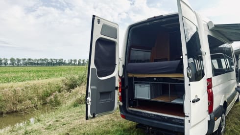Blanco – 2p Volkswagen bus uit 2008