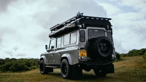 VENTURE – Ultimate Land Rover Camper - 4 berth - Cornwall