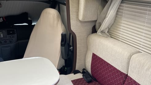 Takkie de Camper – 5p Ford semi-integrated uit 2014