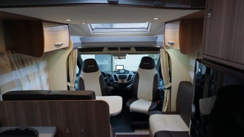 4p Chausson Semi-Integrated 