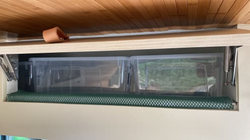 Off grid and off the gas Fiat Ducato L2H2