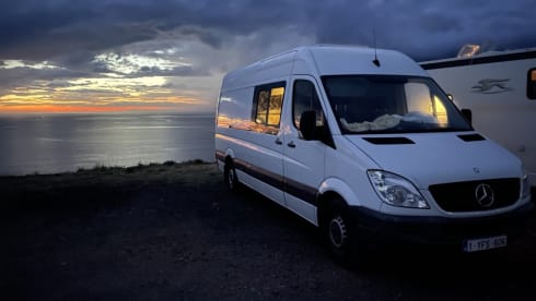 ons Leonie – Self-converted Mercedes-Sprinter with every comfort