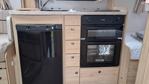 Lennon – 4 berth Motorhome - spacious and suitable for families in all seasons