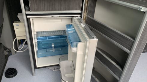Blu – VW campervan INC FULL INSURANCE !!