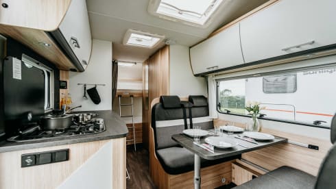 H15 – FIAT SUNLIGHT A68 - 6 bERTH 