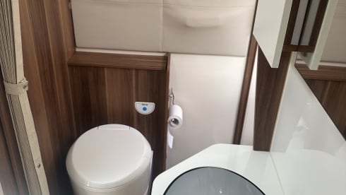 Joe bow  – 5 berth Roller Team semi-integrated from 2019