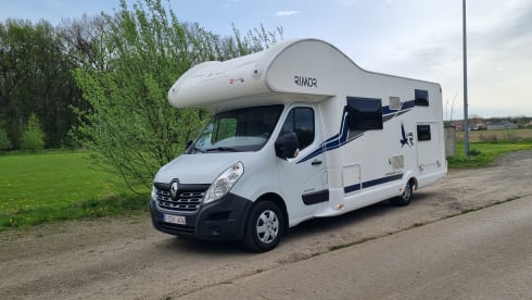 4p Rimor alcove from 2018