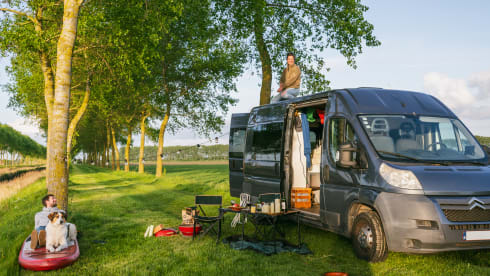 Lola – Minibus Citroën 2 places de 2011