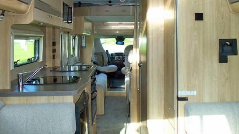 Ellie – 6 berth Peugeot semi-integrated from 2019