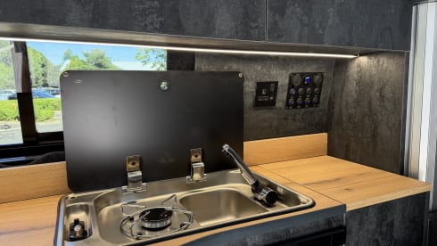 Midnight – Luxury Ford Transit Custom Pop-Top Camper | 4 Berth | Automatic