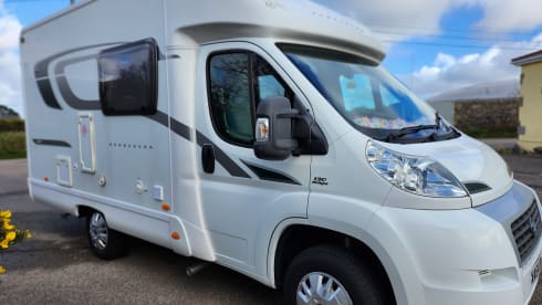 Flossieflo – 2 berth 2014 fully equipped Fiat Bessacarr 