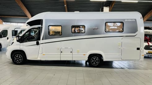4p luxury Dethleffs with air conditioning and towbar from 2019