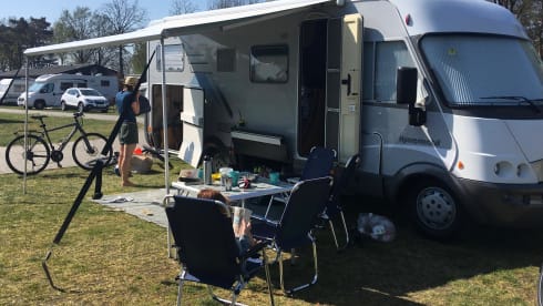 4P Complete Hymer integraal camper met XXL-garage