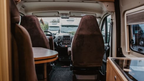 Roadcruiser – Luxury bus camper Pössl Roadcruiser (camper 20)