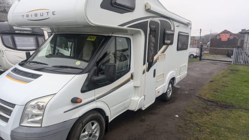Babba – 4 berth Ford alcove from 2013