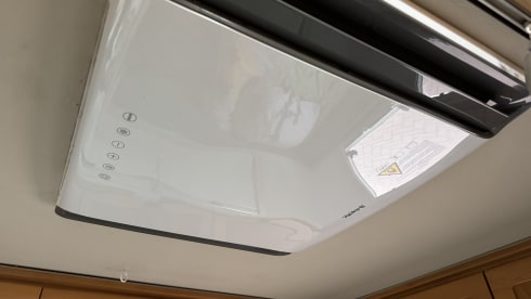 4p Hymer integrated from 1996