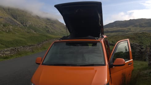 Nemo – 4 berth dog friendly campervan with Pop top