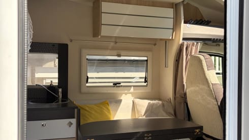 Luxuriöser 4-Personen-Camper Challenger 328 VIP (Modelljahr 2021) – Komplettes und komfortables Off-Grid-Camping