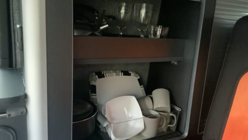 Danny – Danny De Vito 4 Birth Pop Top Campervan (Fully Insured)