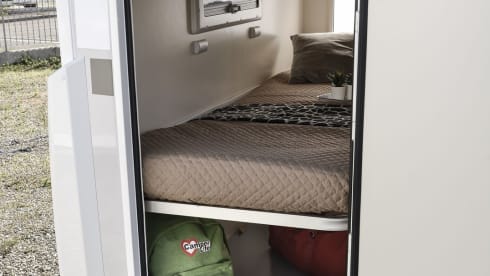 Dexter – Luxury 4-6 Berth Roller Team Auto-Roller 707 Manual - Fully Insured