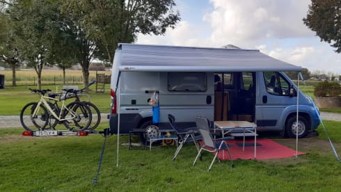 Bavaria Camp Marino – Marino: practical 2p Fiat Ducato bus camper